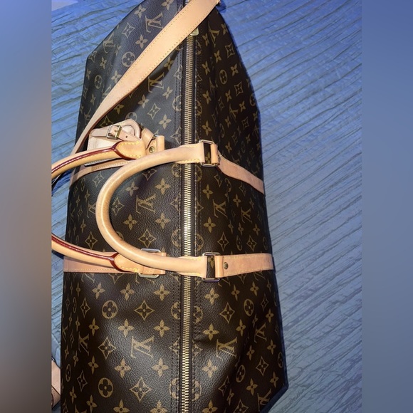 Louis Vuitton Keepall Bandoulière 55 - Picture 9 of 15